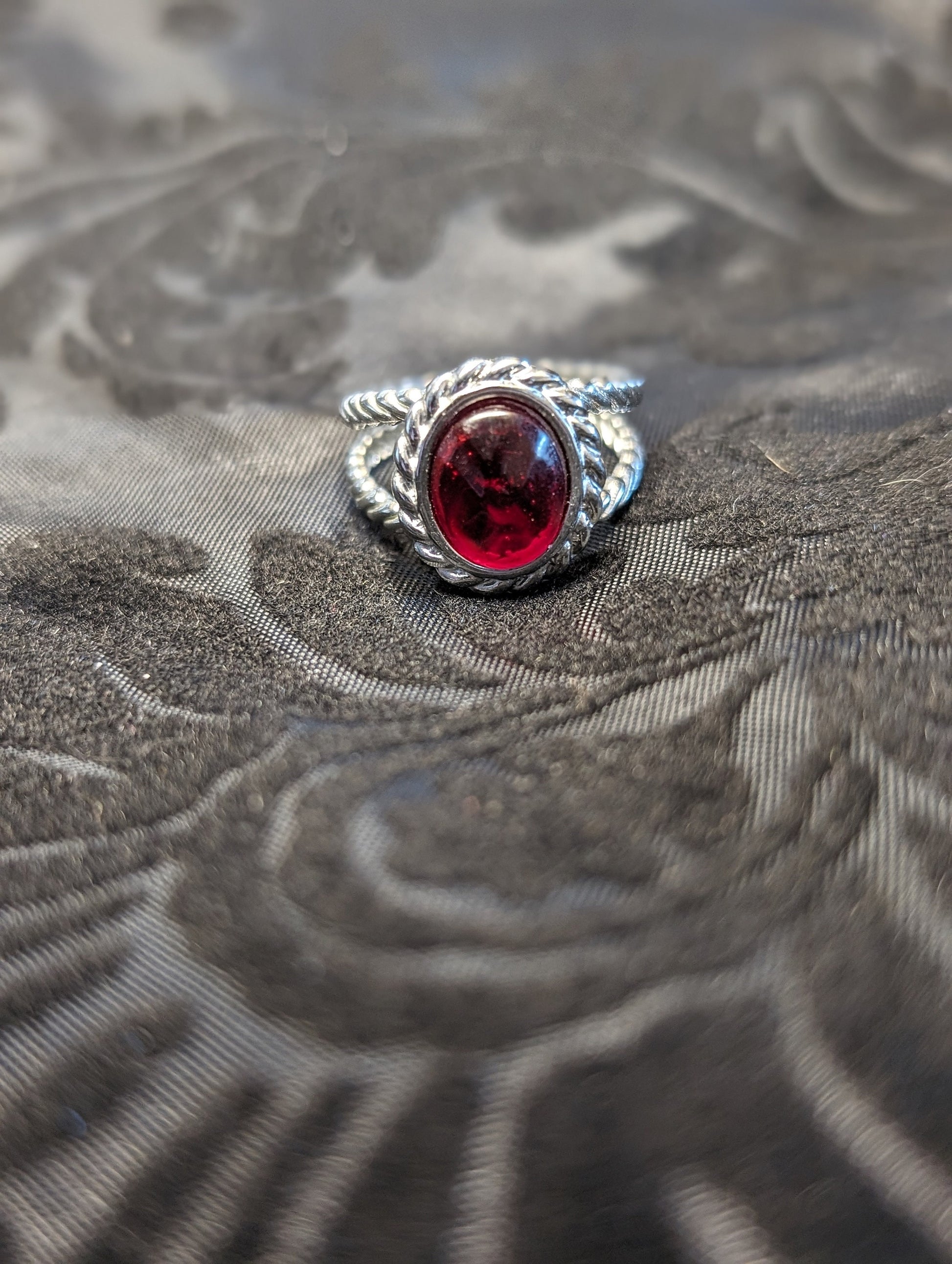 Braided Stainless Steel Adjustable Faceted Resin Rings
