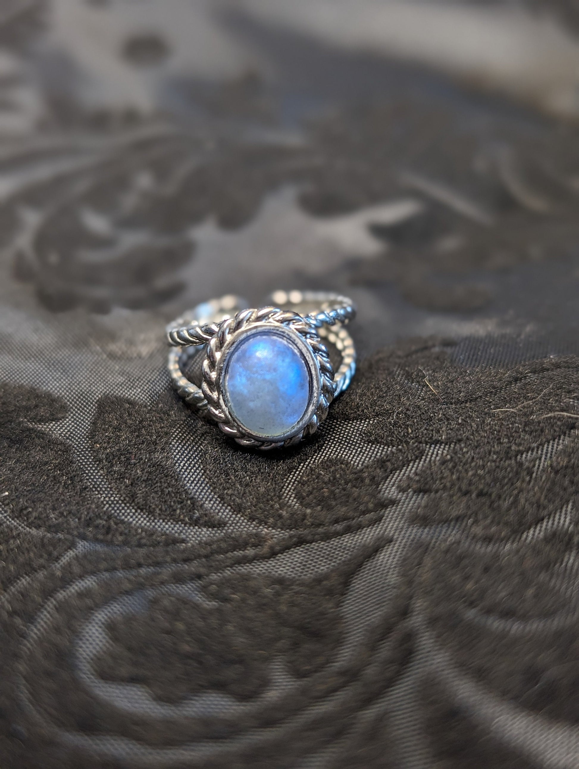 Braided Stainless Steel Adjustable Faceted Resin Rings
