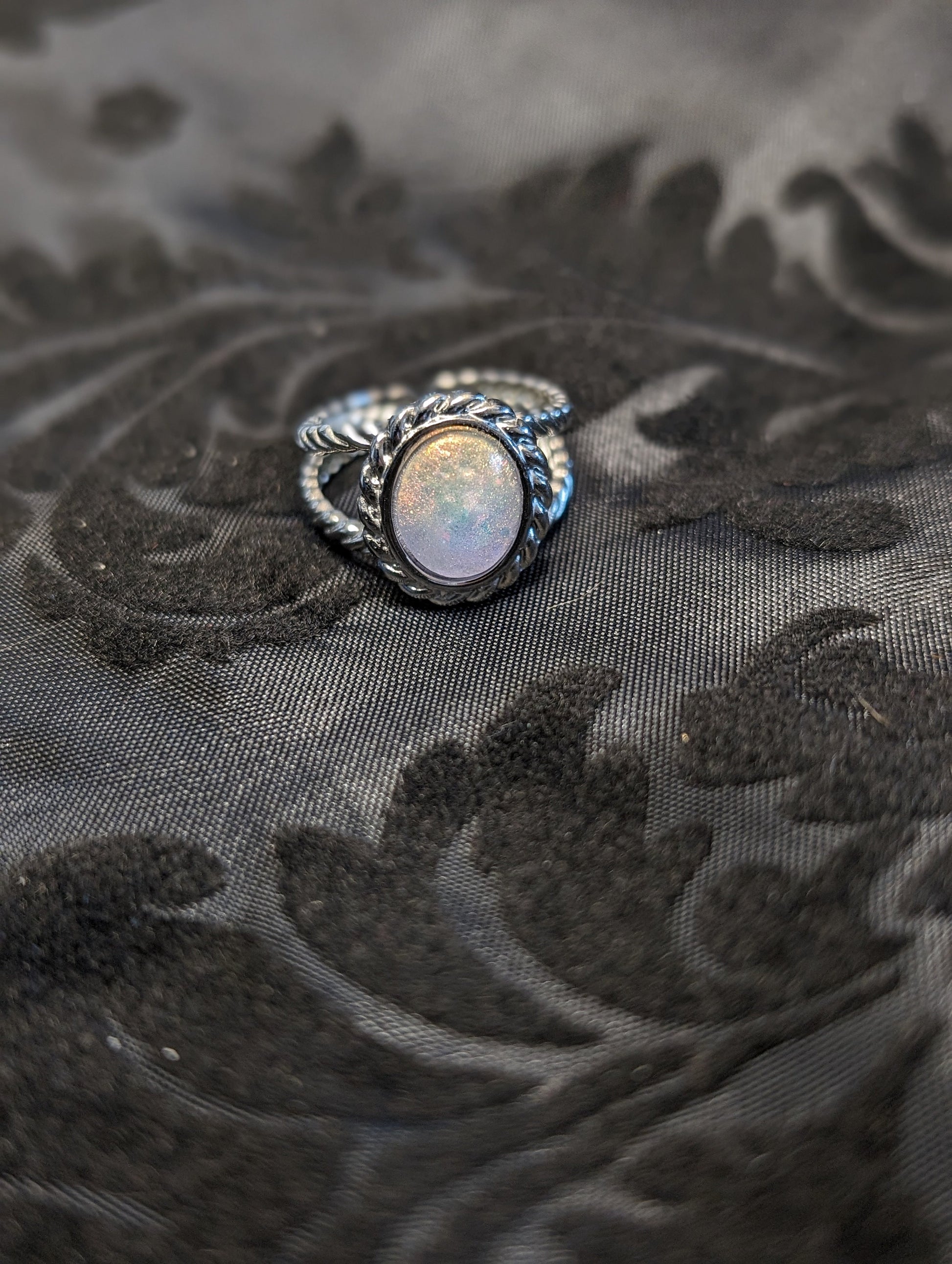 Braided Stainless Steel Adjustable Faceted Resin Rings