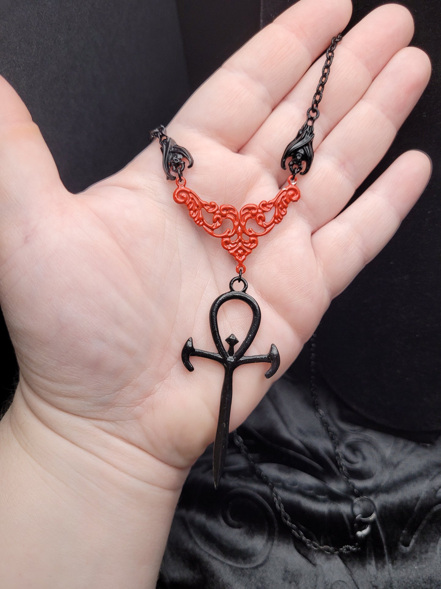 Goth Vampire: The Masquerade VTM VTMB RPG Camarilla Ankh Charm Pendant Necklace