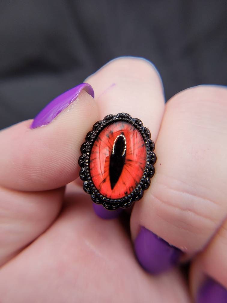 Oval Dragon Eye RPG DND Fantasy Cosplay Ring