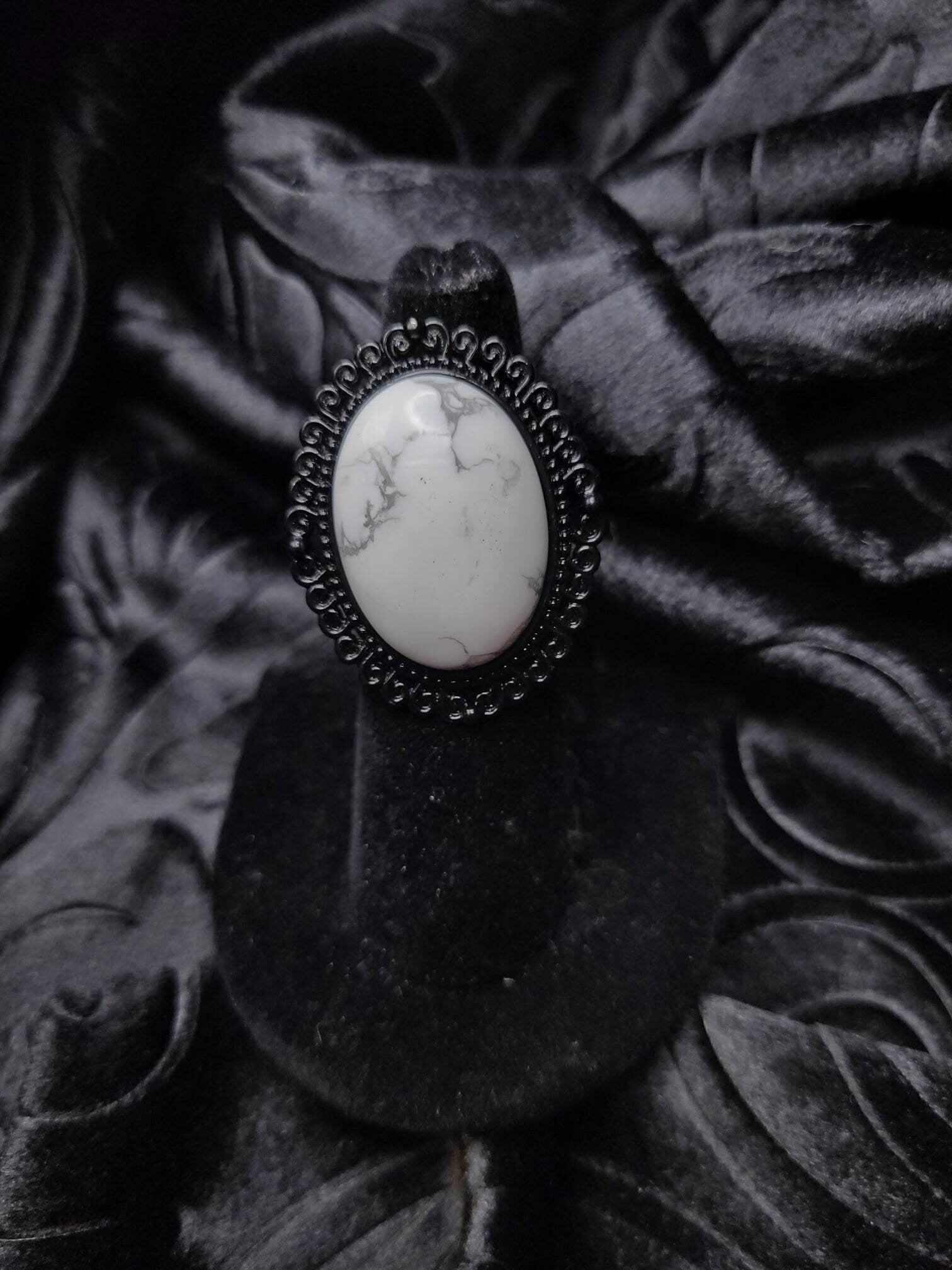 Goth Neoclassical Grecian Black and White Patterned Turquoise Cabochon Ring