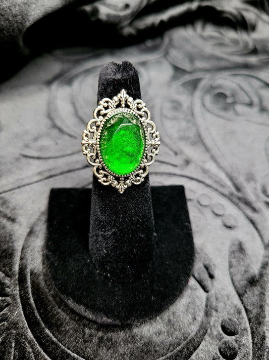 Ornate Filigree Adjustable Silver and Green Witchy Goth Ring with Faceted Resin Cabochon